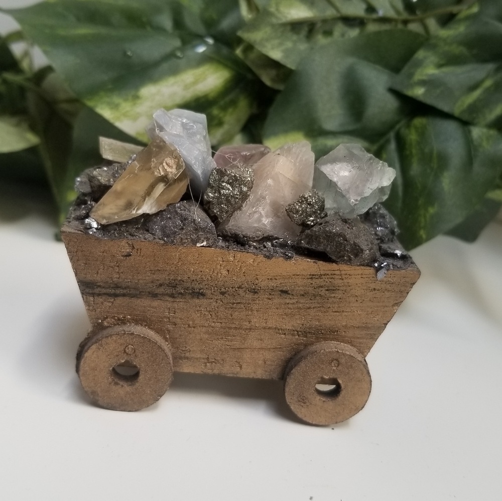 Crystal Mining Cart